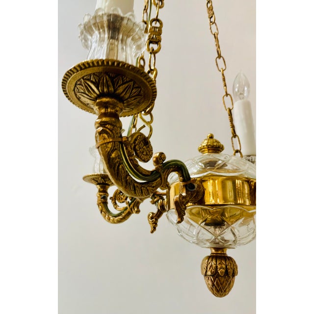 1990s Myran Allan Luxury Lighting Italian French Gold Bronze-Cast Petite Chandelier For Sale - Image 5 of 7