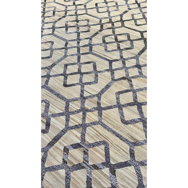 Late 20th Century Modern Turkish Geometric Kilim Woven With Old Wool - 9'11" X 8'2" For Sale - Image 5 of 5