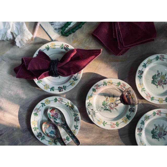 Mid-Century Modern Early 20th Century Theodore Haviland Saybrook 6.5” Plates - Set of Eight (8) For Sale - Image 3 of 10