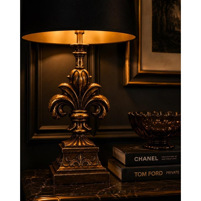 Gothic Late 20th Century Pair of Gilded Fleur-De-Lis Table Lamps With Black & Gold Drum Shades For Sale - Image 3 of 6