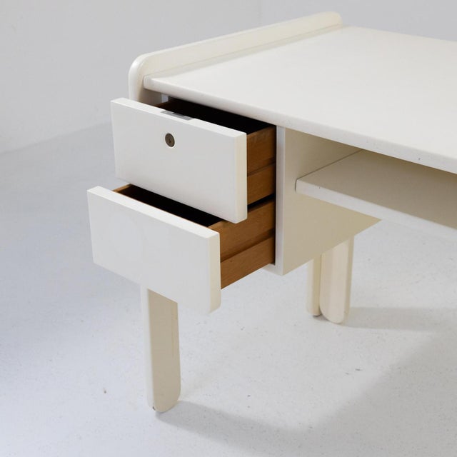 White lacquered Wooden Desk, 1970s For Sale - Image 6 of 10