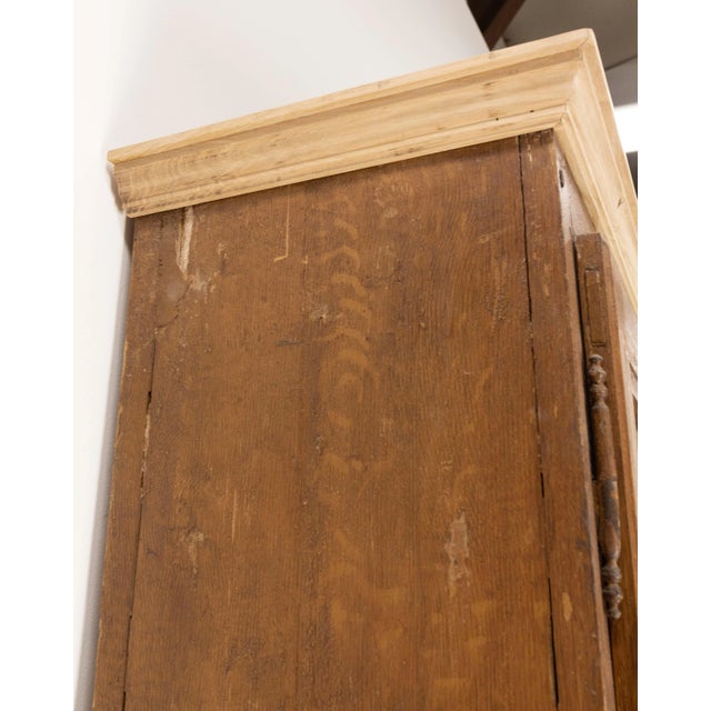 Brown French Bookcase with Brass Mesh Doors, Late 19th Century For Sale - Image 8 of 15