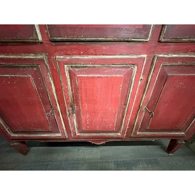 18th Century Italian Louis XVI Painted Chest For Sale - Image 17 of 18