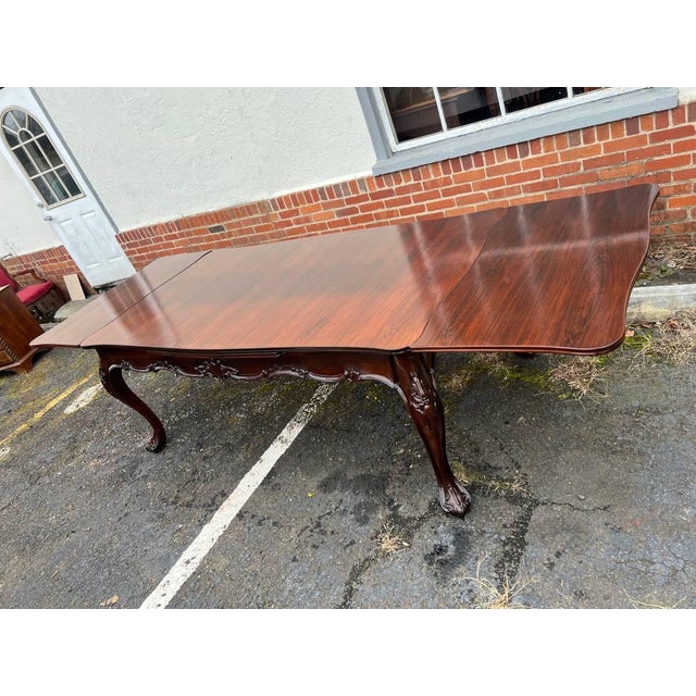Brazilian Rosewood (Jacaranda) French provincial Rococo Louis XV style Extension dining Table Well made, Sturdy , Early 20...