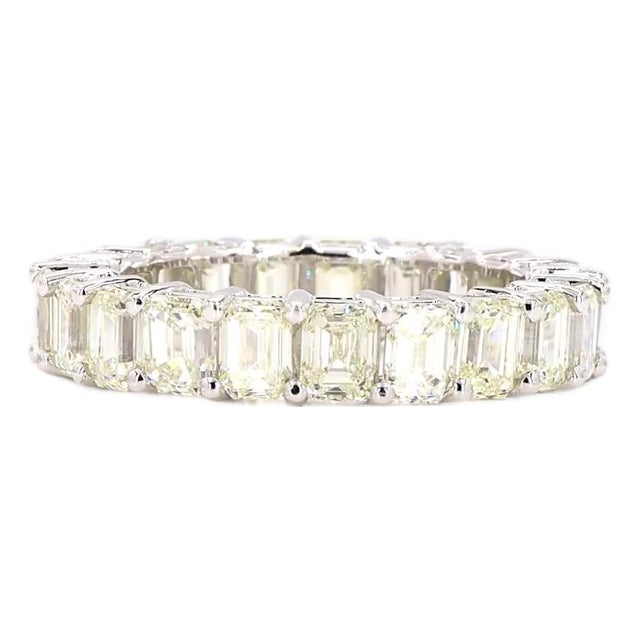 5.28 Carat Princess Cut Diamond Gold Ring, Size 6.5 For Sale