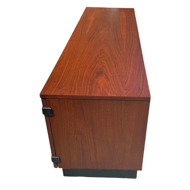 Milo Baughman Milo Baughman for Directional Model 371 Walnut “Window Cabinet” Credenza For Sale - Image 4 of 8