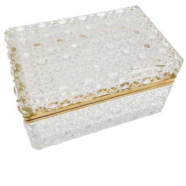 Mid 20th Century French Diamond Cut Crystal Hinged Casket Box With Brass Frame For Sale - Image 4 of 8