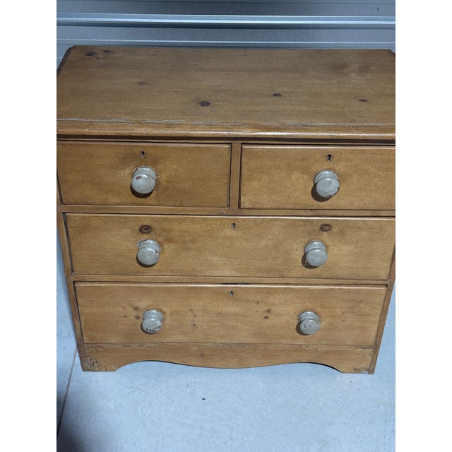 English Antique Pine Two Over Two Drawers - Chest of Drawers From England For Sale - Image 3 of 18