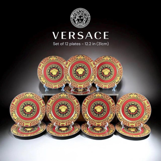 Mid-Century Modern Large Black, Red and Gold Medusa Plates by Versace for Rosenthal, 1990s, Set of 12 For Sale - Image 3 of 15