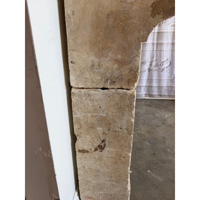 French Provincial Petite 18th Century French Limestone Fireplace Mantel With Scrolled Corbels For Sale - Image 3 of 17