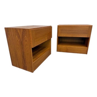 Vintage Danish Modern Teak Nightstands - Set of 2 For Sale