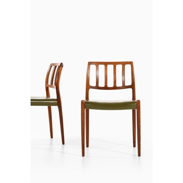 Wood Dining Chairs in Rosewood and Green Leather attributed to Niels O. Møller, 1970s, Set of 8 For Sale - Image 7 of 10