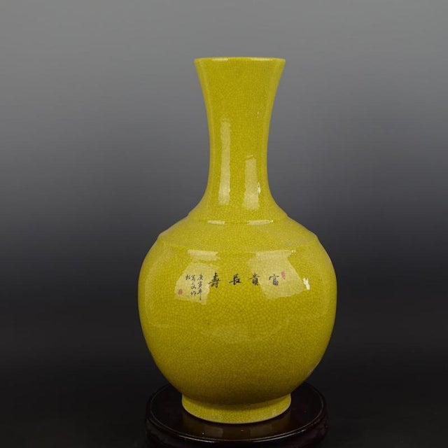 Antique Chinese Ceramic Qing Dynasty Qianlong Marked Yellow Ground Crackle Glaze Porcelain Vase Hand Painted Longevity Peach Pattern For Sale In Seattle - Image 6 of 6
