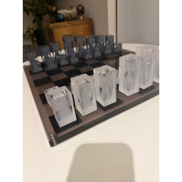 Jonathan Adler Jonathan Adler Sculptural Lucite Chess Set – Frosted & Smoke Acrylic For Sale - Image 4 of 6