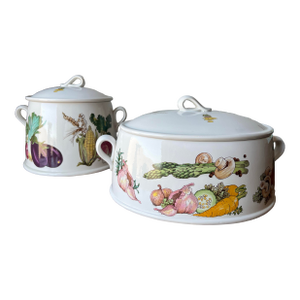 1970's Wedgwood Gourmet Pattern Oval and Round/Tall Vegetable Design Casserole Covered Dishes- Set of 2