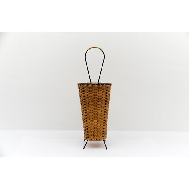 Scandinavian Rattan and String Umbrella Stand, Sweden, 1960s, in Very Good conditions. Designed 1960 to 1969