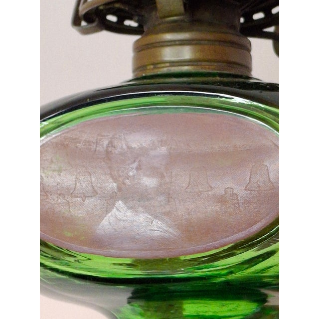 Antique Emerald Green Glass Kerosene Finger Lamp 4-Panel Portrait Pilgrim For Sale - Image 9 of 18