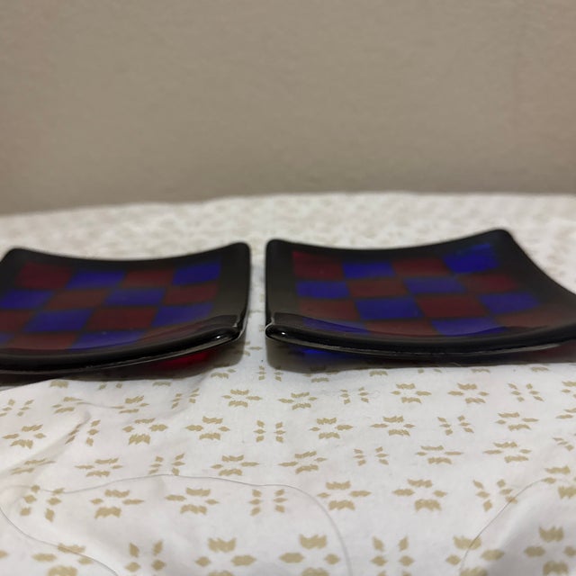 Set of Two Glass Checkered Trinket Dishes Fused For Sale - Image 4 of 6