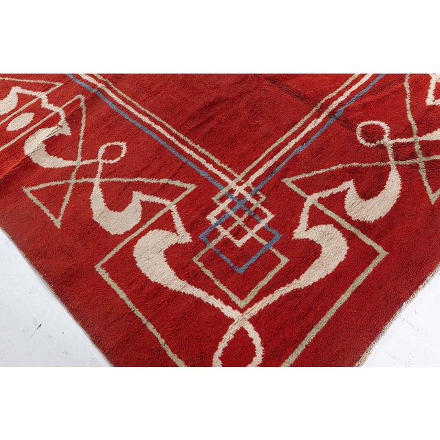 Doris Leslie Blau 1940s Vintage European Art Deco Rug in Crimson & Ivory For Sale - Image 4 of 9