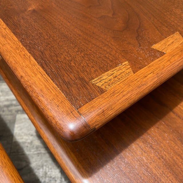 A Pair of Newly Refinished Mid Century Modern Side Tables by Lane Acclaim Circa 1960s For Sale - Image 14 of 18