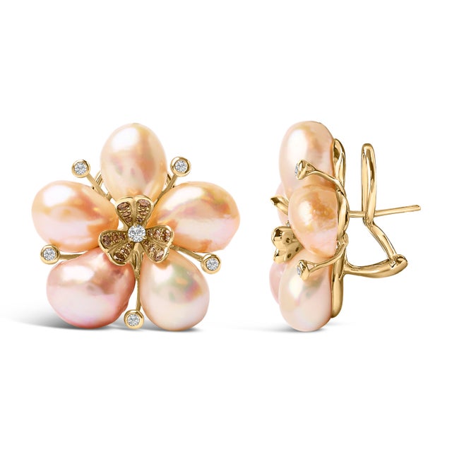 Contemporary 18K Rose Gold 3/8 Cttw Diamond and Freshwater Pearl Blossom Stud Earrings For Sale - Image 3 of 5