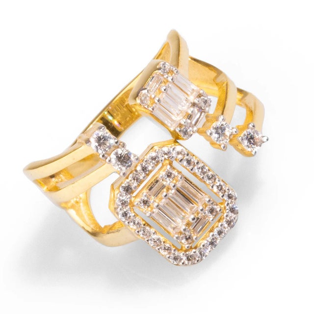 Early 21st Century Baguette Diamond Adjustable Gold Fashion Ring, Size 5 For Sale - Image 5 of 6