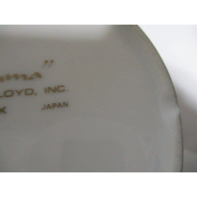 1970s Fitz and Floyd Kuruma Pattern Porcelain Dinnerware Service for Six- 30 Pieces For Sale - Image 9 of 9