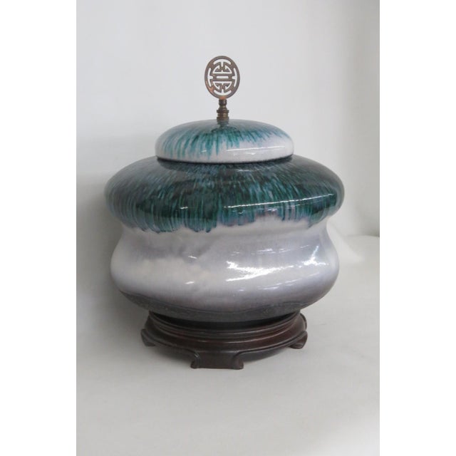 Tony Evans Raku Pottery Lidded Jar Drip Glaze Finish With Wood Display 4840b For Sale - Image 12 of 18