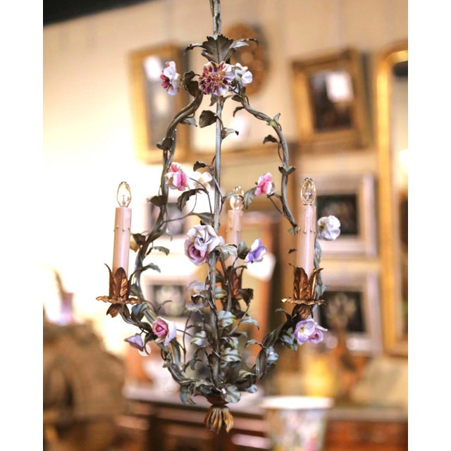 Early 20th Century French Three-Light Tole Chandelier With Porcelain Flowers For Sale In Dallas - Image 6 of 11