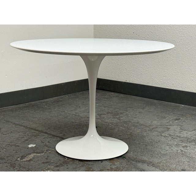 Eero Saarinen Eero Saarinen for Knoll Saarinen Round Dining Table, 42 Inches For Sale - Image 4 of 12