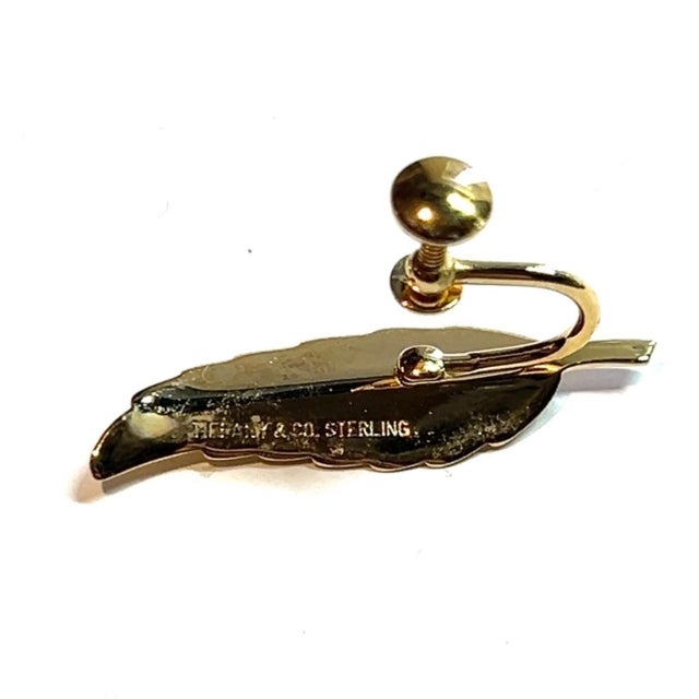 Traditional 1990s Pair of Tiffany & Co Estate Leaf Earrings Clip-on 14k Gold Plated For Sale - Image 3 of 8