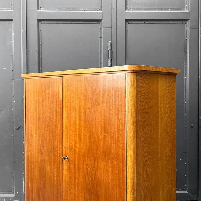 Mid-Century Linen Cupboard from VEB Möbelindustrie Halle For Sale - Image 12 of 18