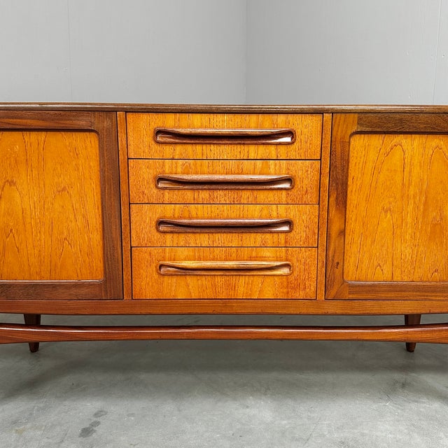 Wood Vintage Sideboard in Teak by V. Wilkins for G-Plan, 1960s For Sale - Image 7 of 18