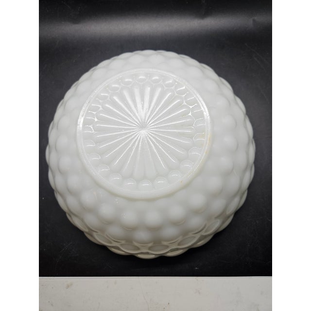 Mid-Century Modern Vintage Anchor Hocking White Milk Glass Bubble Pattern Bowl For Sale - Image 3 of 4