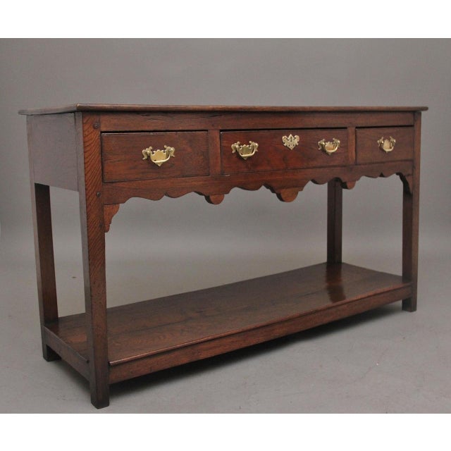 Early 19th Century Oak Dresser Base, 1810 For Sale - Image 5 of 9