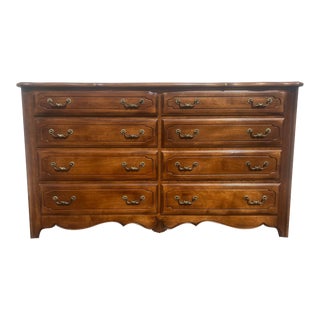 1980s Ethan Allen Country French 8 Drawer Dresser For Sale