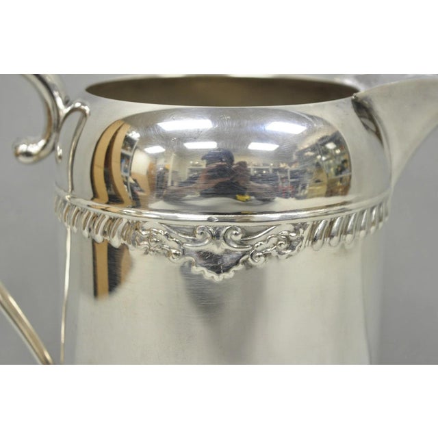 Mid 20th Century Vintage Sheridan Victorian Style Silver Plated Lemonade Beverage Water Pitcher For Sale - Image 5 of 13
