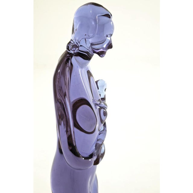 Mid-Century Modern Murano Glass Sculpture Woman and Baby Maternity, Italy, 1970s For Sale - Image 3 of 14