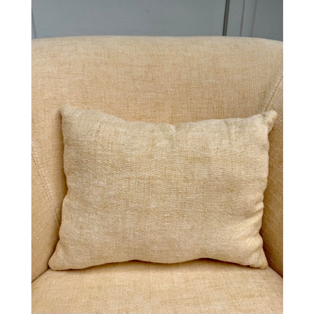 Mid 20th Century Pair of Vintage Curved Barrel Chairs in Pale Apricot Linen Blend For Sale - Image 5 of 16
