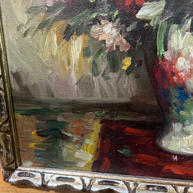 Textile Oil on Canvas American School Floral Still Life Framed Signed Made in 1950 For Sale - Image 7 of 12