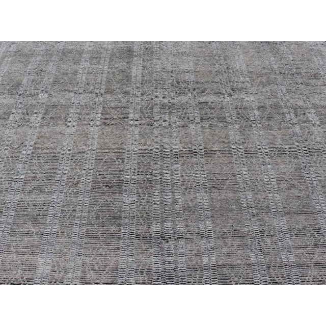 Large Modern Indian Rug in Taupe and Gray With Geometric Design For Sale - Image 4 of 9