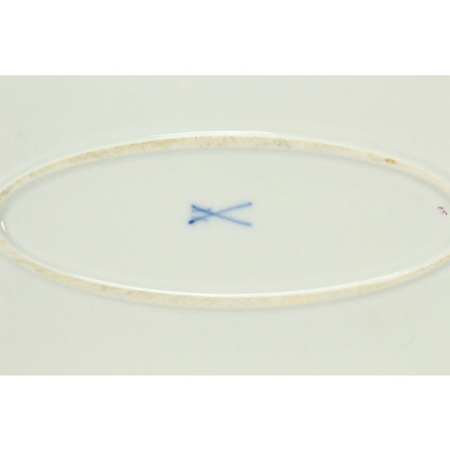 White 1800's Meissen Porcelain "Deutches Blumen" Scattered Flowers Oval Platter For Sale - Image 8 of 12