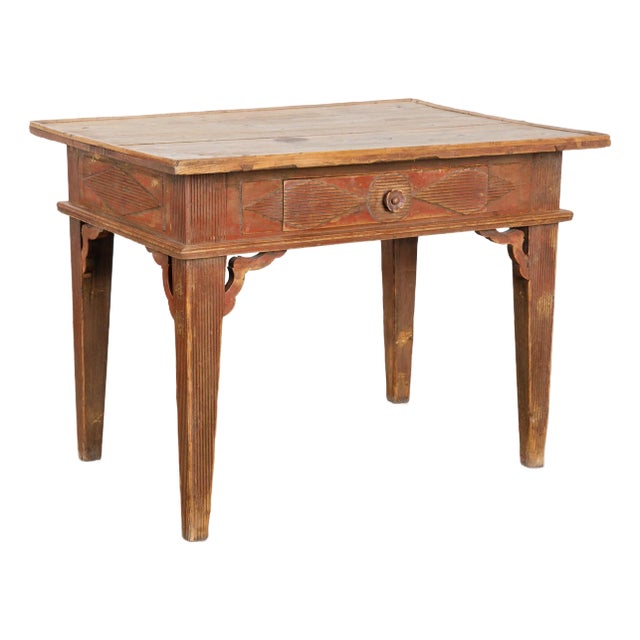 Early 19th Century Swedish Red Pine Side Table With Single Drawer For Sale