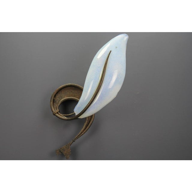 Black Italian Vetro Murano Venezia Opalescent Glass and Wrought Iron Wall Light, 1990s For Sale - Image 8 of 18