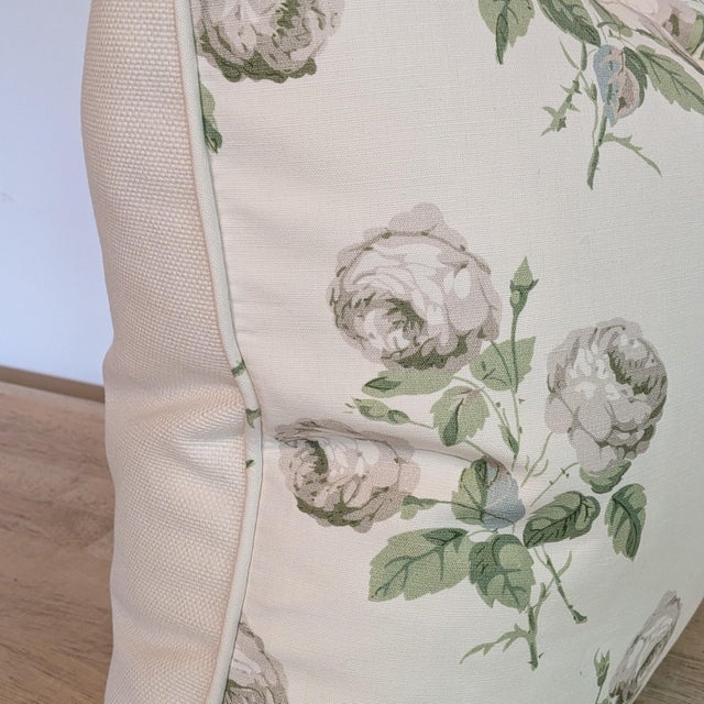 Colefax & Fowler Bowood Pillow in White & Leaf with self cord and coordinating white linen back. Invisible zipper and...