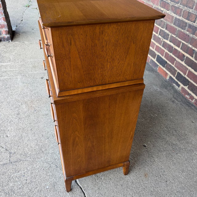 Paul McCobb Style Henredon Heritage Chest of Drawers For Sale - Image 9 of 12