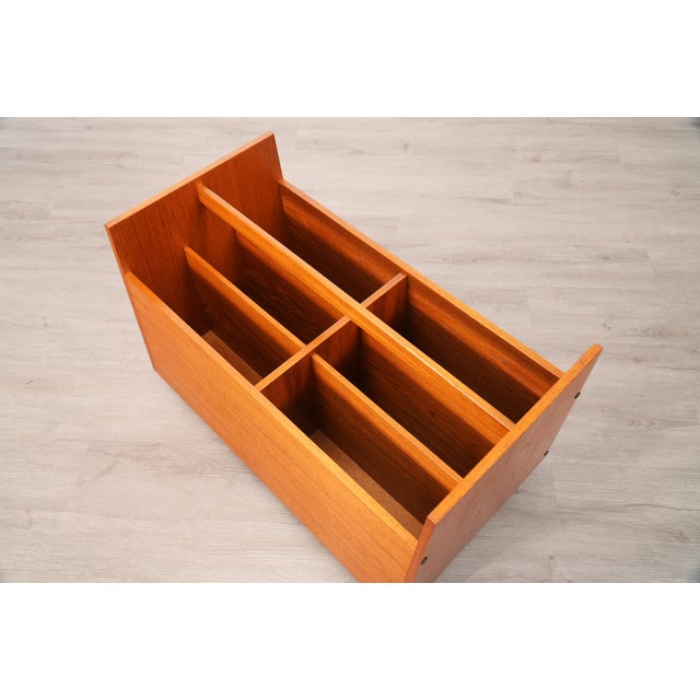 Bruksbo 1970s Bruksbo Norwegian Teak Rolling Vinyl Record or Magazine Caddy For Sale - Image 4 of 12