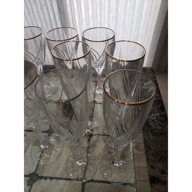 Set of Lenox Debut Gold-Rimmed Crystal Glasses - 14 Pieces - Water, Wine and Champagne For Sale - Image 11 of 13
