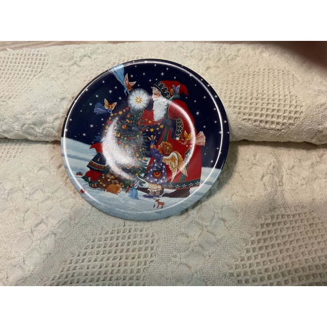 American 1990s Holiday Dessert Plates - Set of 4 For Sale - Image 3 of 7