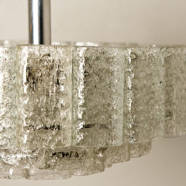1960s Cylindrical 3 Tier Ice Glass Chandelier attributed to Doria Leuchten, 1960s For Sale - Image 5 of 18